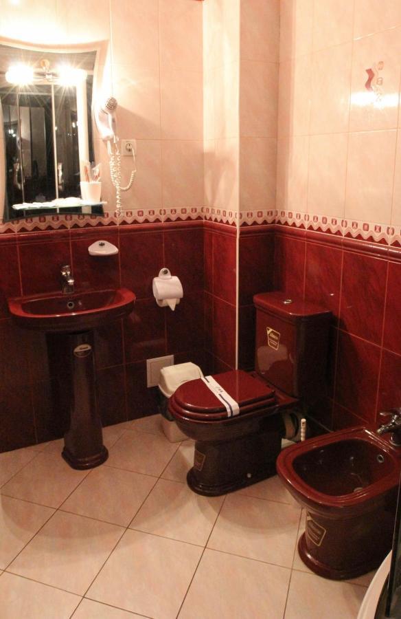 Гостинний Маєток Hotel Mila Kültér fotó