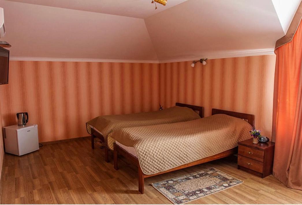 Гостинний Маєток Hotel Mila Kültér fotó
